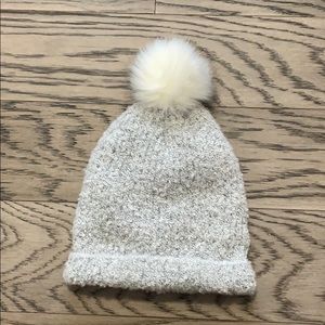 Grey toque